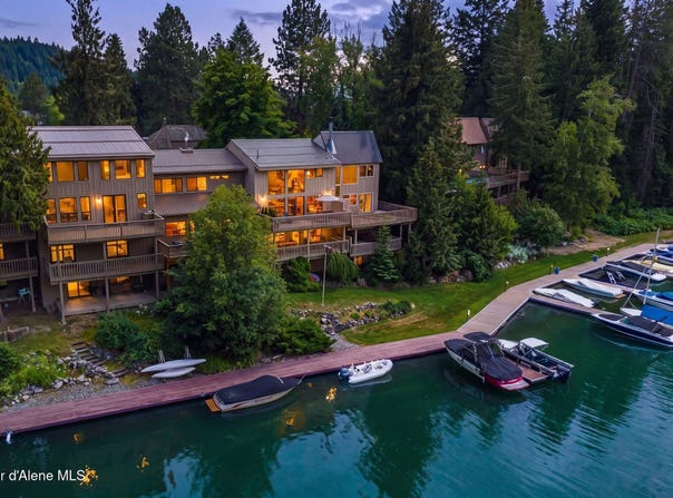 460 Whiskey Jack Cir, Sandpoint, ID 83864