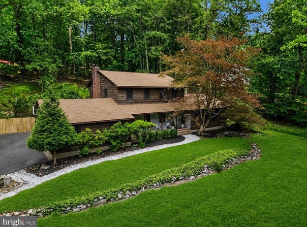 32 CHERRYVILLE HOLLOW Road, FLEMINGTON, NJ 08822