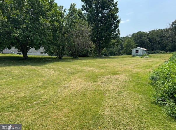 236 FREEPORT ROAD, LEBANON, PA 17046