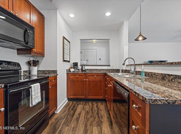 945 REGISTRY Boulevard, St. Augustine, FL 32092