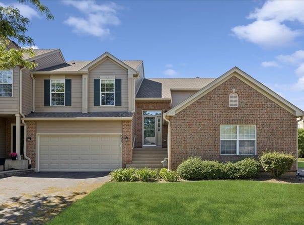 5223 Glenbrook Trail, McHenry, IL 60050