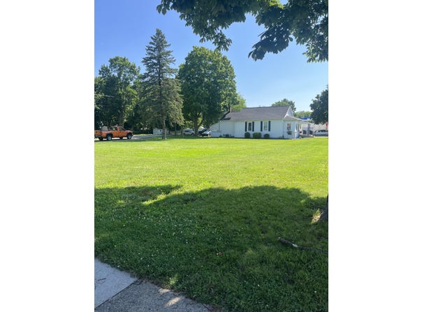 102 N Maumee, Tecumseh, MI 49286