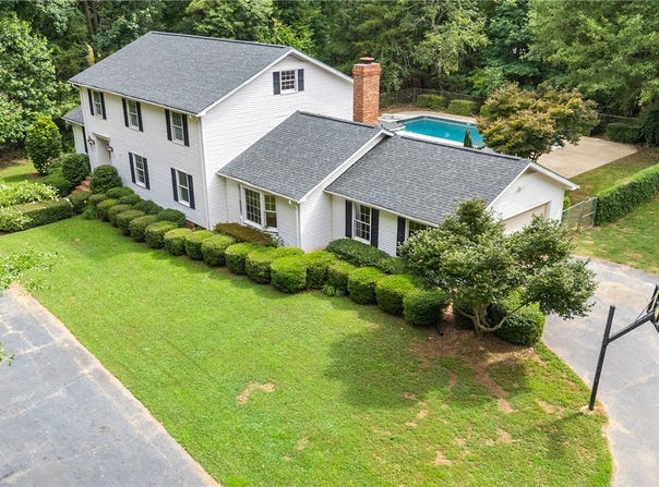 106 Wilderness Drive, Laurens, SC 29360