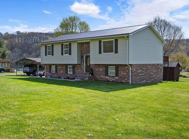 6288 Thompson Valley Road, Tazewell, VA 24650