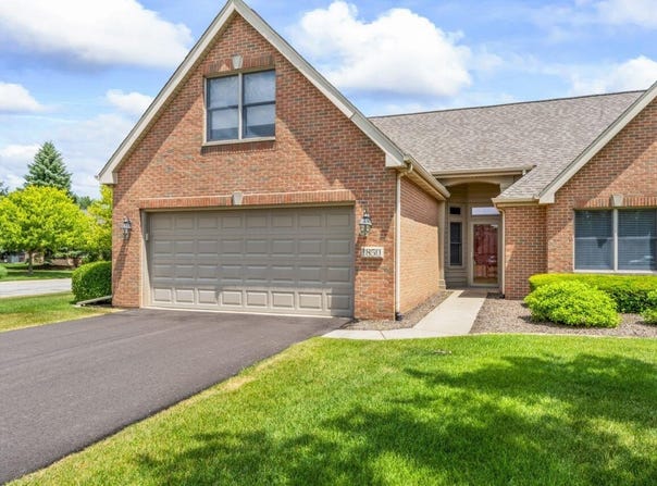 1850 Windfield Drive, Munster, IN 46321