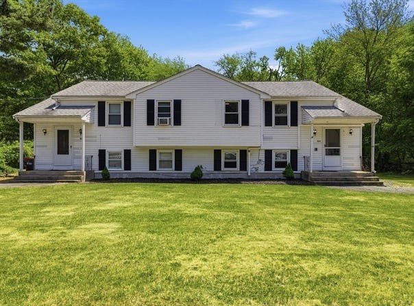 21 Cobb St, Norton, MA 02766