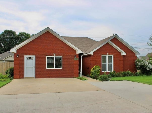 309 E Nassau Ave, Muscle Shoals, AL 35661