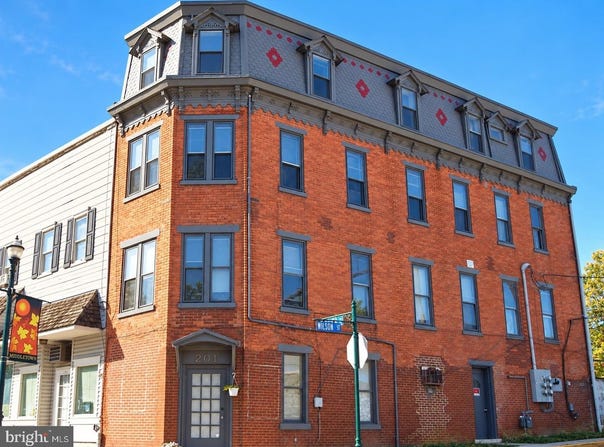 6 WILSON Street, MIDDLETOWN, PA 17057