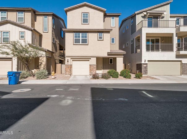 660 W FLINTLOCK Way, Chandler, AZ 85286