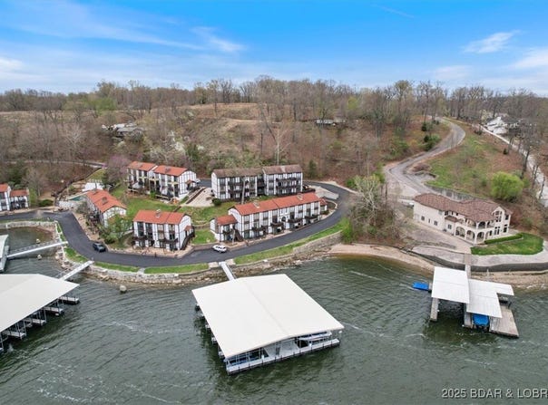 365 Osage Heritage Circle, Linn Creek, MO 65052