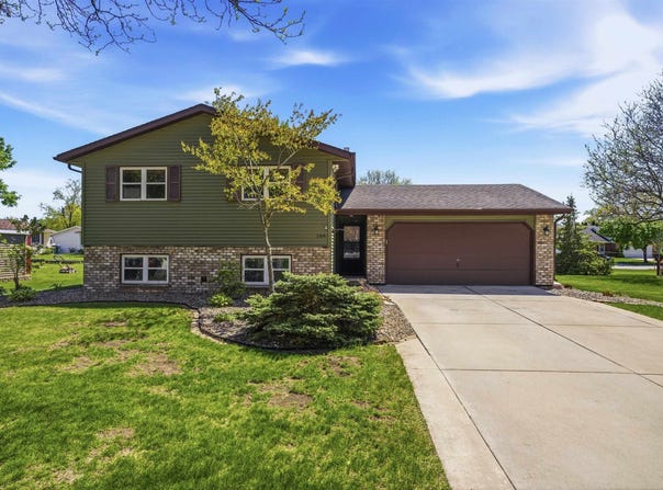 166 MARTIN Place, FOND DU LAC, WI 54935