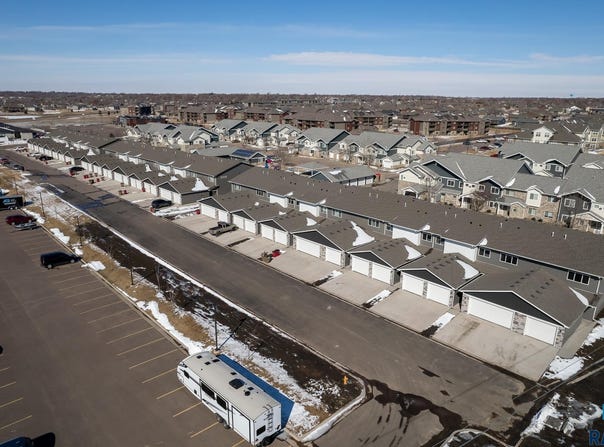 4802 S Hosta Ave, Sioux Falls, SD 57110