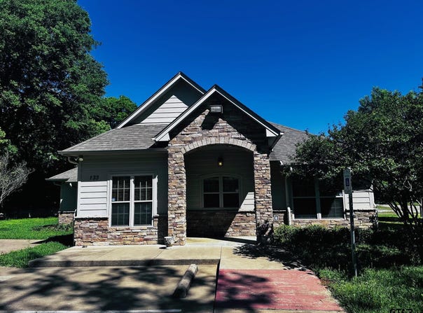 133 E REAGAN ST, Palestine, TX 75801
