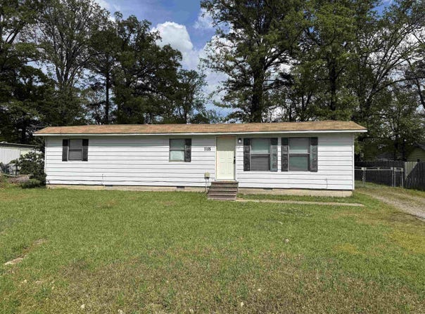1105 Nancy St, White Hall, AR 71602-9136