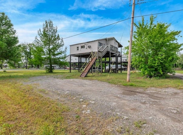 21 Lehmond Island Road, Unincorporated, MO 63301