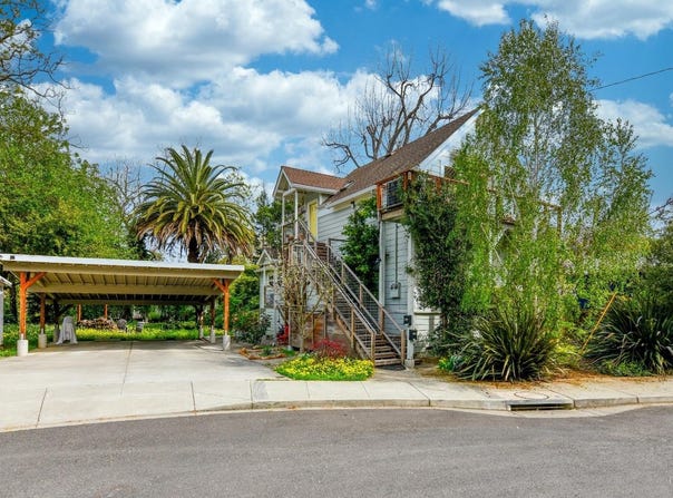 1552 Behrens Street, Napa, CA 94559