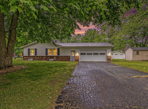315 Gabardine Avenue, Portage, MI 49002
