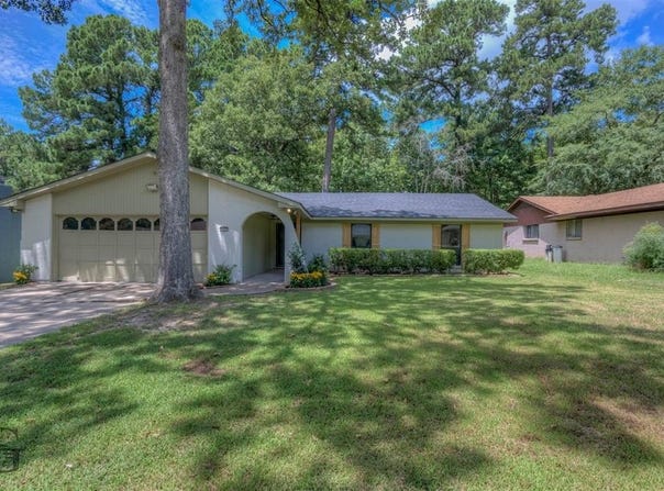8866 Hedges Drive, Shreveport, LA 71118