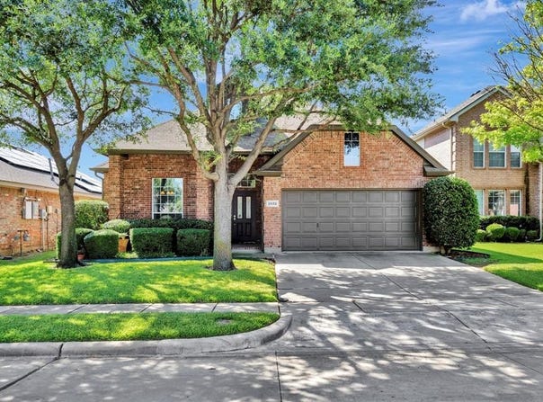 2832 Red Wolf Drive, Fort Worth, TX 76244