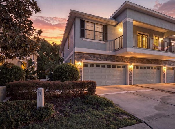 5519 KINGLETHILL Drive, LITHIA, FL 33547