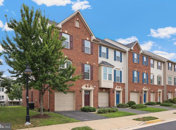 22855 CHESTNUT OAK TERRACE, STERLING, VA 20166