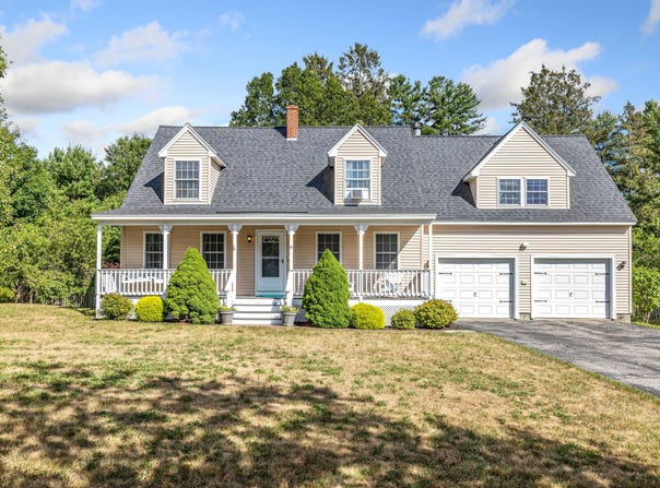 9 Patterson Drive, Kennebunk, ME 04043