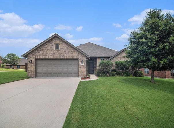 1917 Bay Laurel Drive, Weatherford, TX 76086
