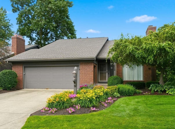 2522 E Saint Thomas Point, Fort Wayne, IN 46815