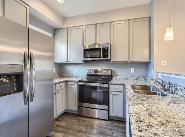 1240 Wren Ct, Longmont, CO 80501