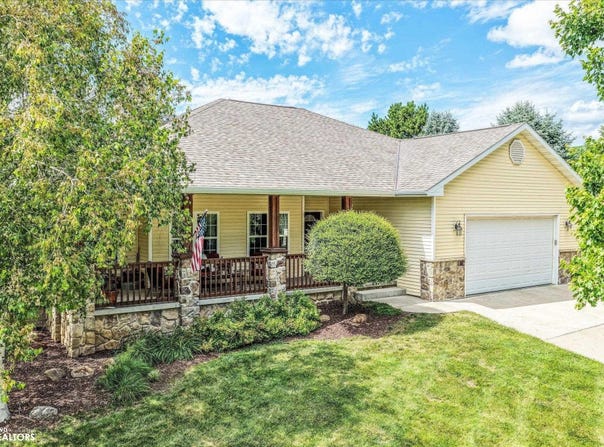 219 Fischer Drive, Woodbine, IA 51579