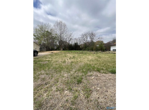 10008 Dunbarton Drive SE, Huntsville, AL 35803