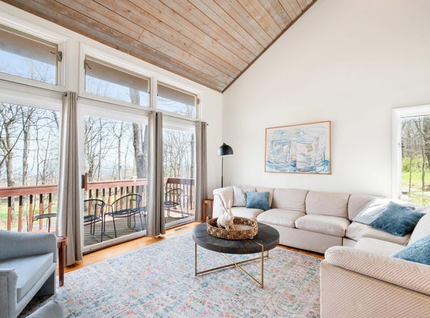 44 E CATOCTIN DR, WINTERGREEN RESORT, VA 22967