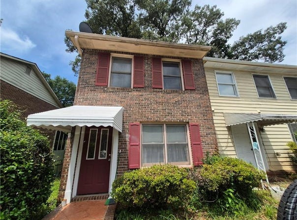 964 Glynn Oaks Drive, Clarkston, GA 30021