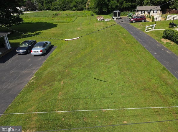0 S BROAD STREET, HELLAM, PA 17406
