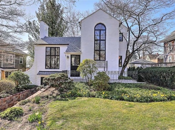 21 Laurel Avenue, Providence, RI 02906