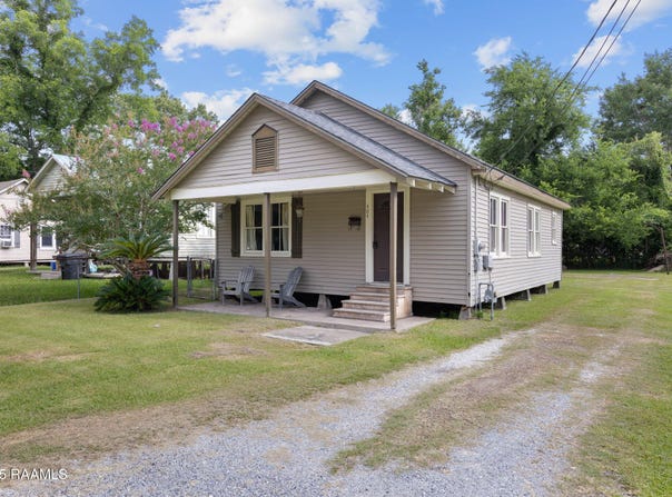 404 Loraine Street, Abbeville, LA 70510
