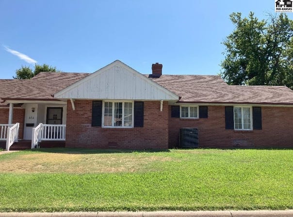404 Rush Ave, Larned, KS 67550
