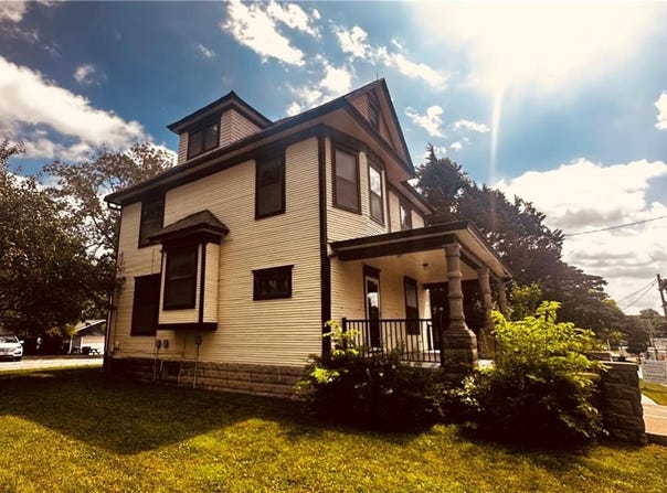 108 E Poplar Street, Olathe, KS 66061