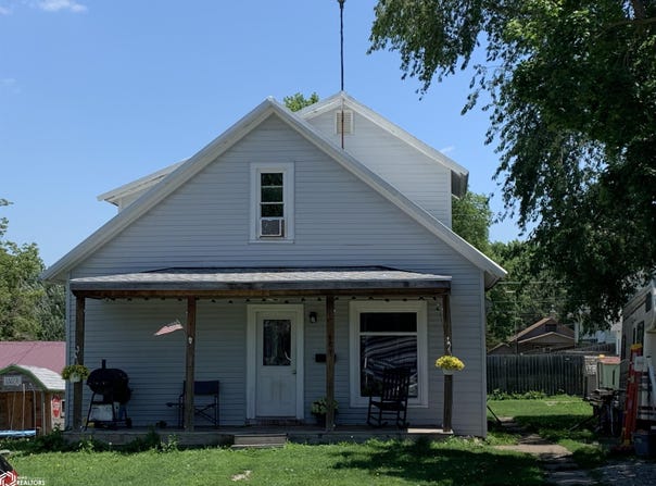 609 N Maple Street, Creston, IA 50801