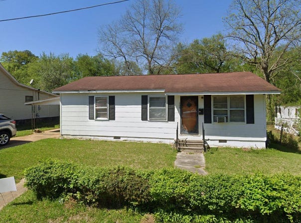608 W Forrest Street, Aberdeen, MS 39730