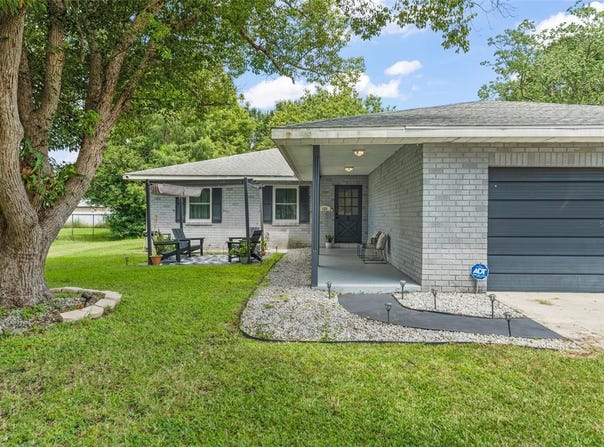 429 VIRGINIA AVENUE, ST CLOUD, FL 34769