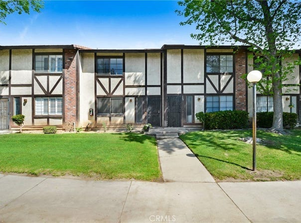 166 E Merrill Avenue, Rialto, CA 92376