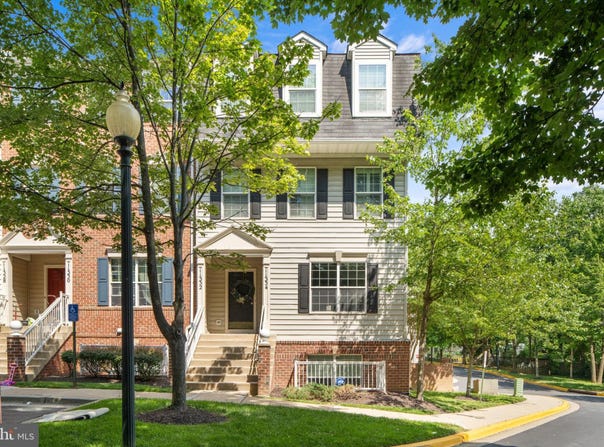 11334 KING GEORGE DRIVE, SILVER SPRING, MD 20902