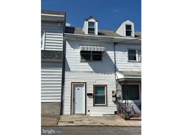 819 MARKET STREET, ASHLAND, PA 17921