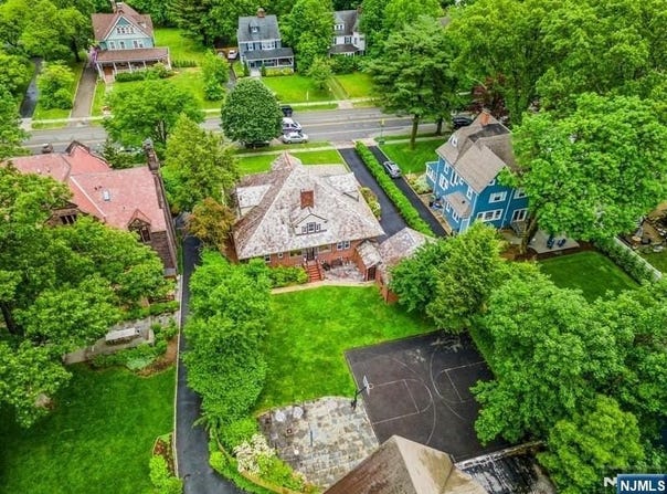 274 Ridgewood, Glen Ridge, NJ 07028
