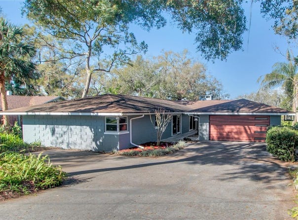 925 NORTHSIDE DRIVE, MOUNT DORA, FL 32757
