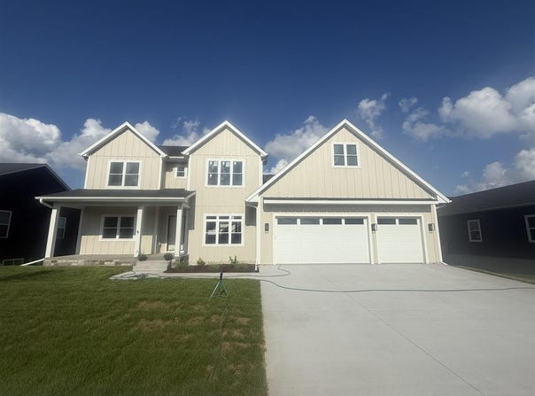 1700 Green Oak Pass, Tiffin, IA 52340