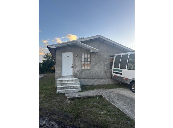 1457 W 32nd Street, Riviera Beach, FL 33404