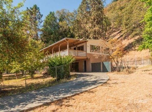 155 Steelhead Cir, Lewiston, CA 96052