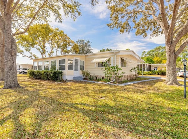 317 LAKEVIEW DRIVE, OSTEEN, FL 32764